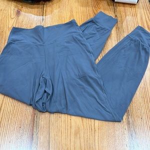 Light Pewter Lululemon Align Joggers